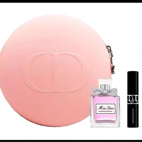 Dior Beaute Iconic Makeup Bundle NEW in Box - Picture 1 of 13